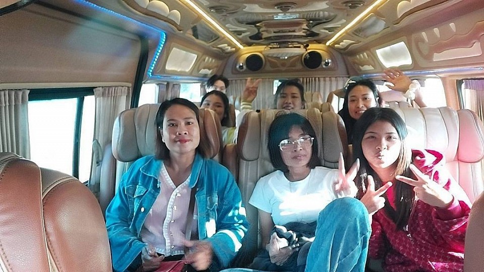 เหมารถ จองรถ รับส่งสนามบิน